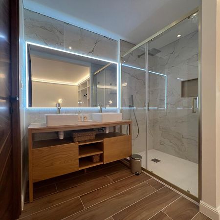 אגדה Villa 31 - Modern Suite מראה חיצוני תמונה