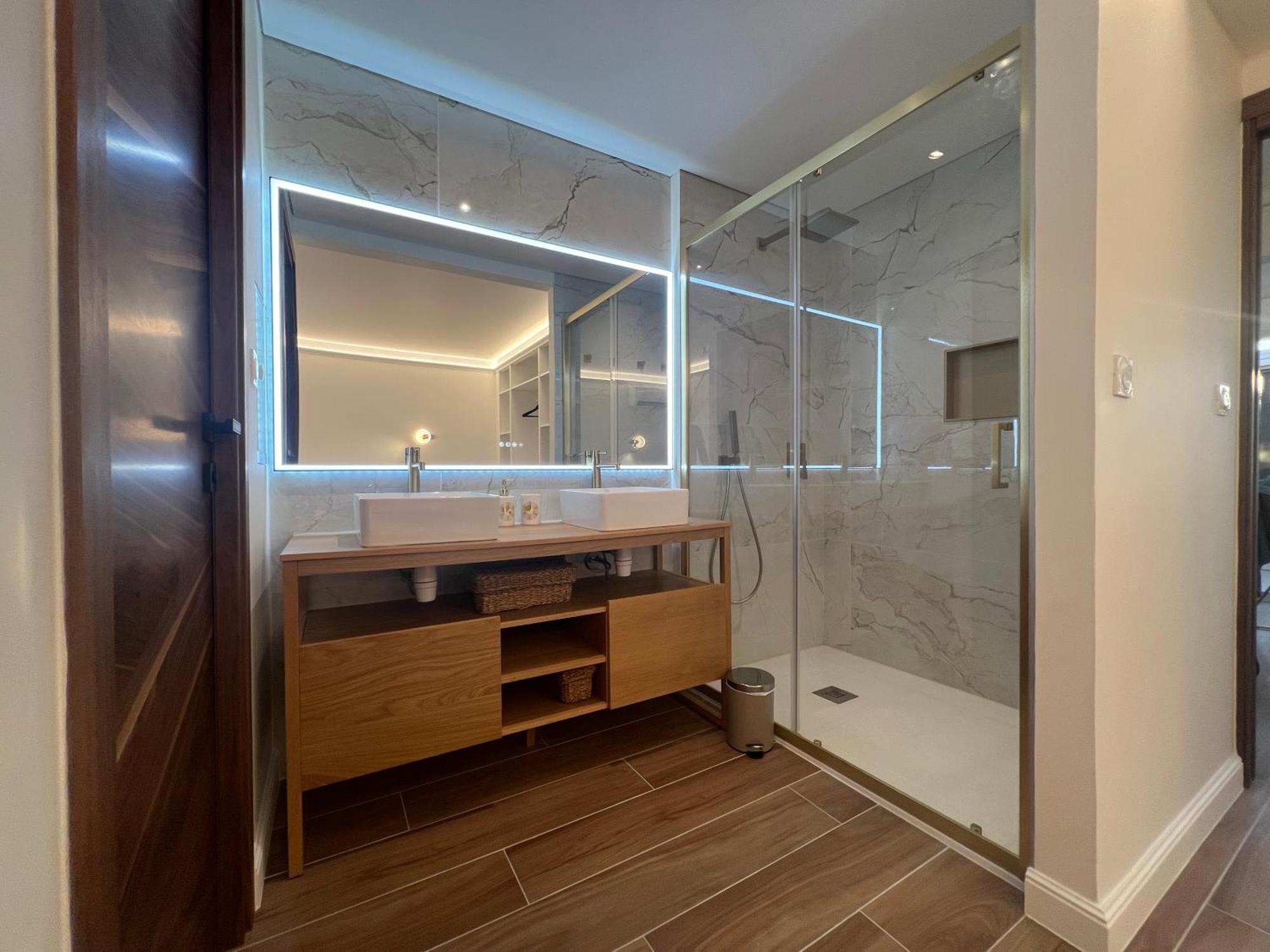 אגדה Villa 31 - Modern Suite מראה חיצוני תמונה